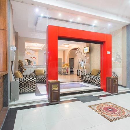 Oyo 663 Hotel Sejati Balikpapan  Exterior photo